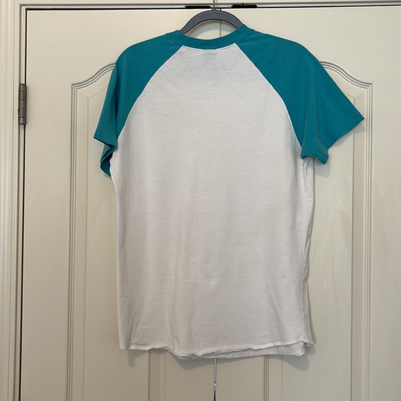 Vintage Hollister LG T-Shirt - Picture 2 of 6